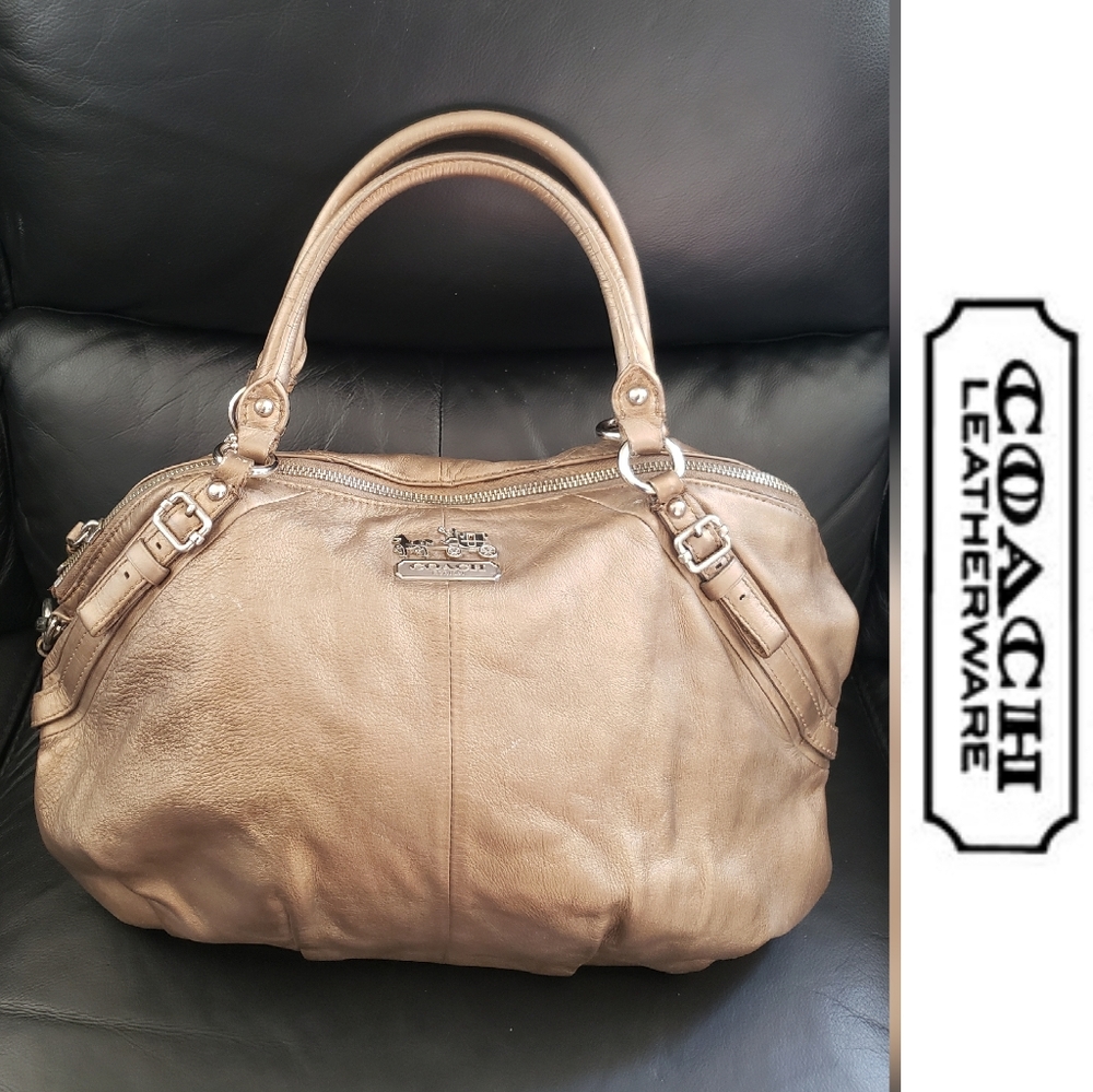 🌺Authentic 🌺 Coach Leather Bag